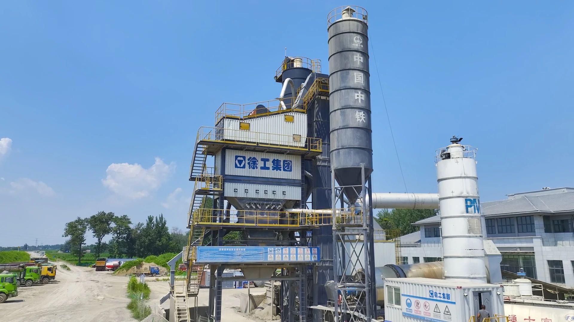 5000型！助力河南高速建設(shè)！