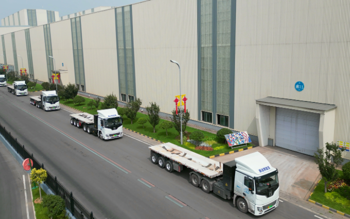 多次復(fù)購(gòu)！百臺(tái)徐工新能源牽引車(chē)交付河北邯鄲