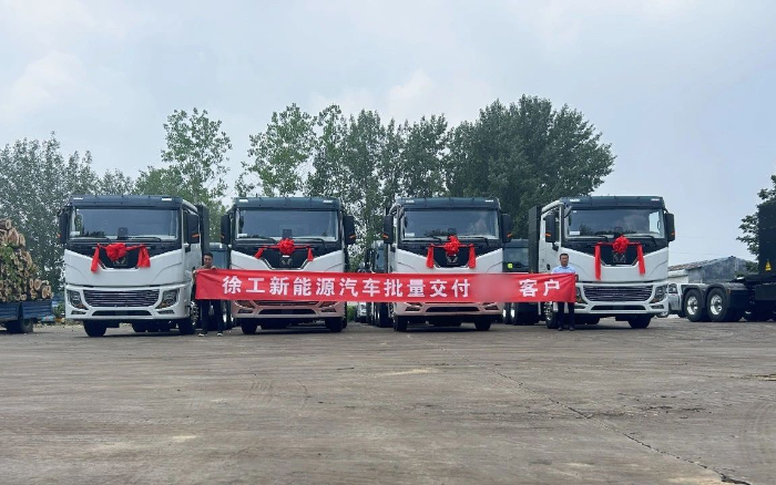 車隊老板的“致富經(jīng)”：“選擇徐工，就是選擇成功！”